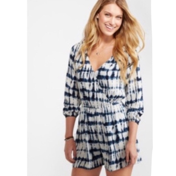 NWOT - Aeropostale Blue & White Tie Dye Romper - Picture 2 of 5